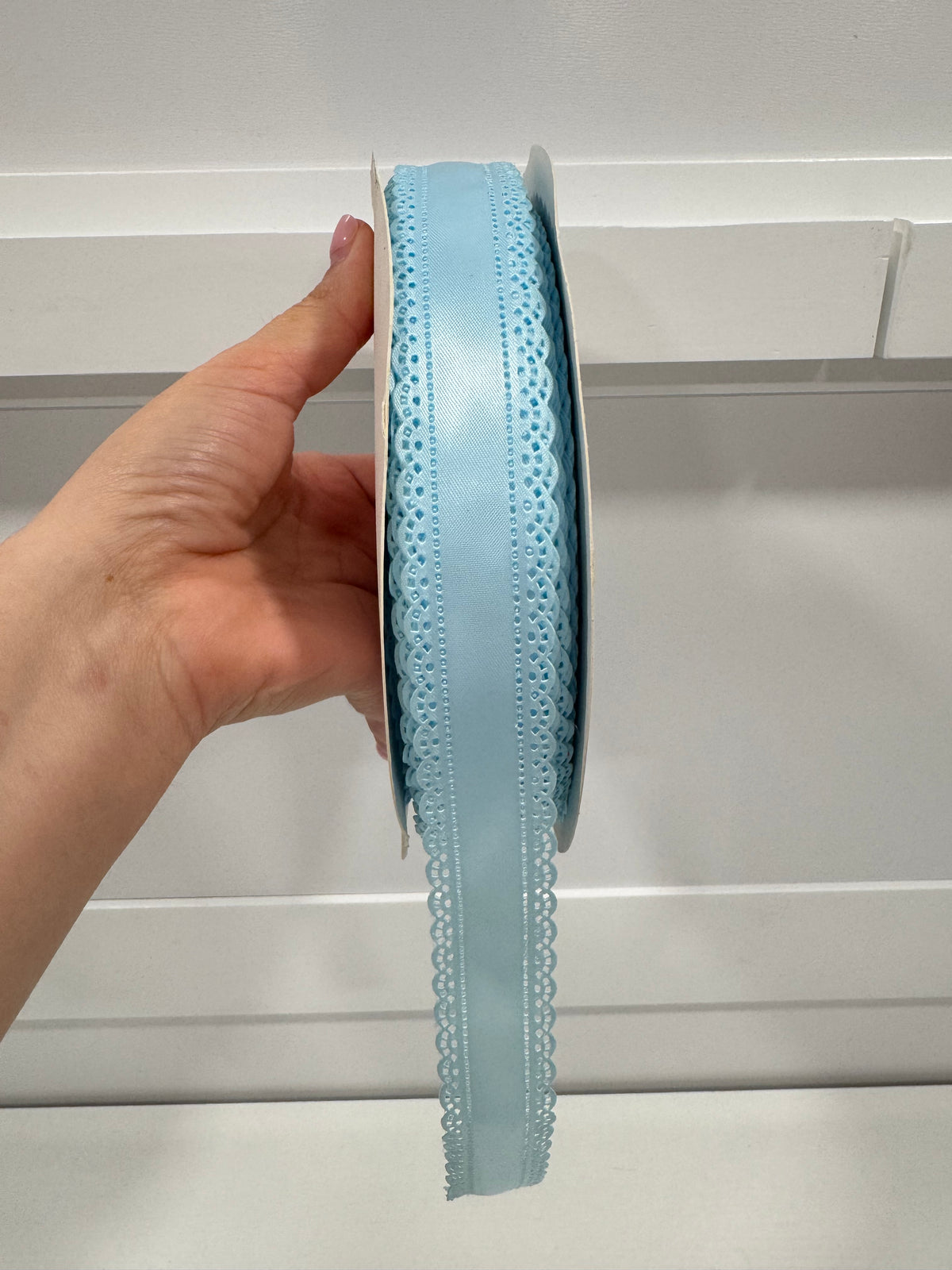 Scallop Edge 1.5 IN Satin Ribbon