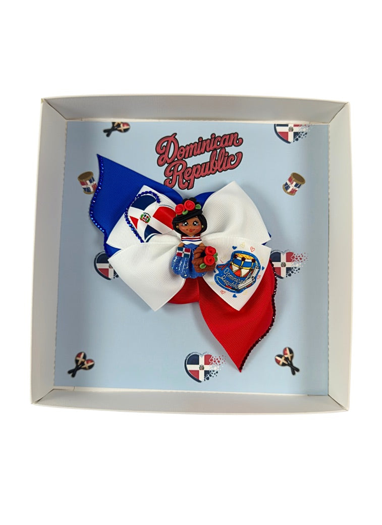 Dominican Republic Gift Set with Clay Doll by The Bowing Bow, photo 12