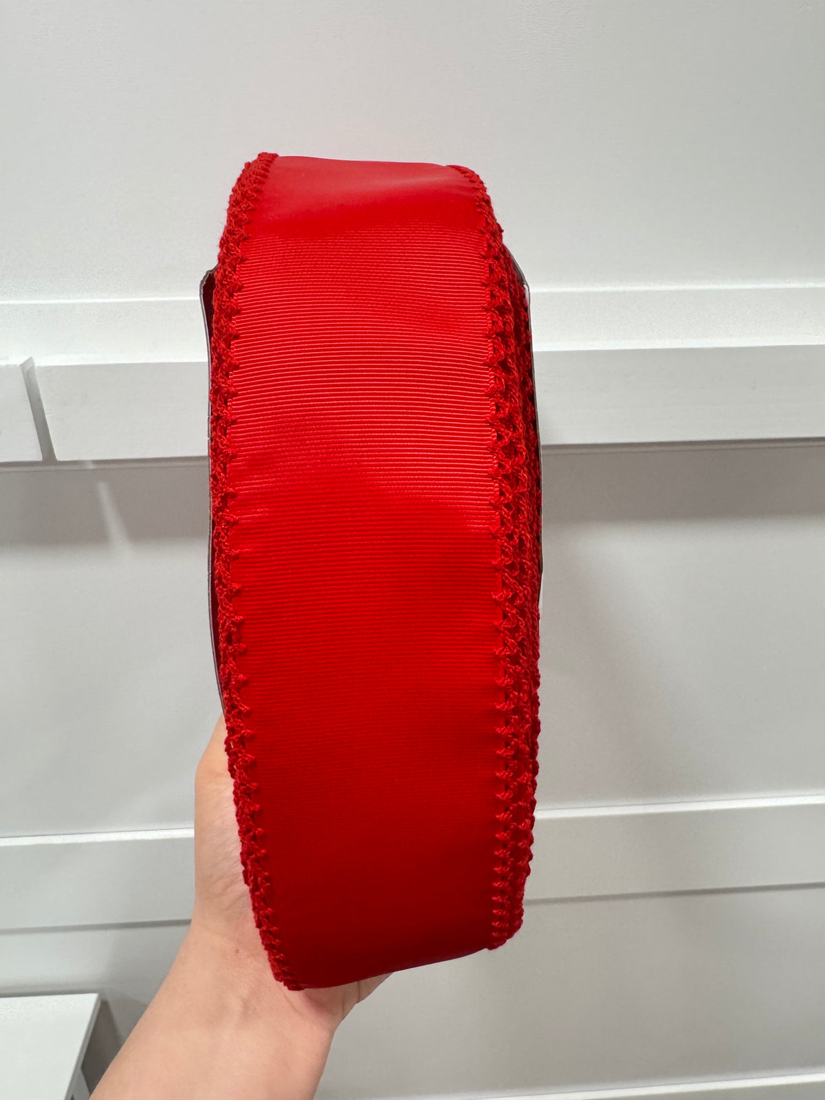 Moonstitch Red (#250) 2.25 in