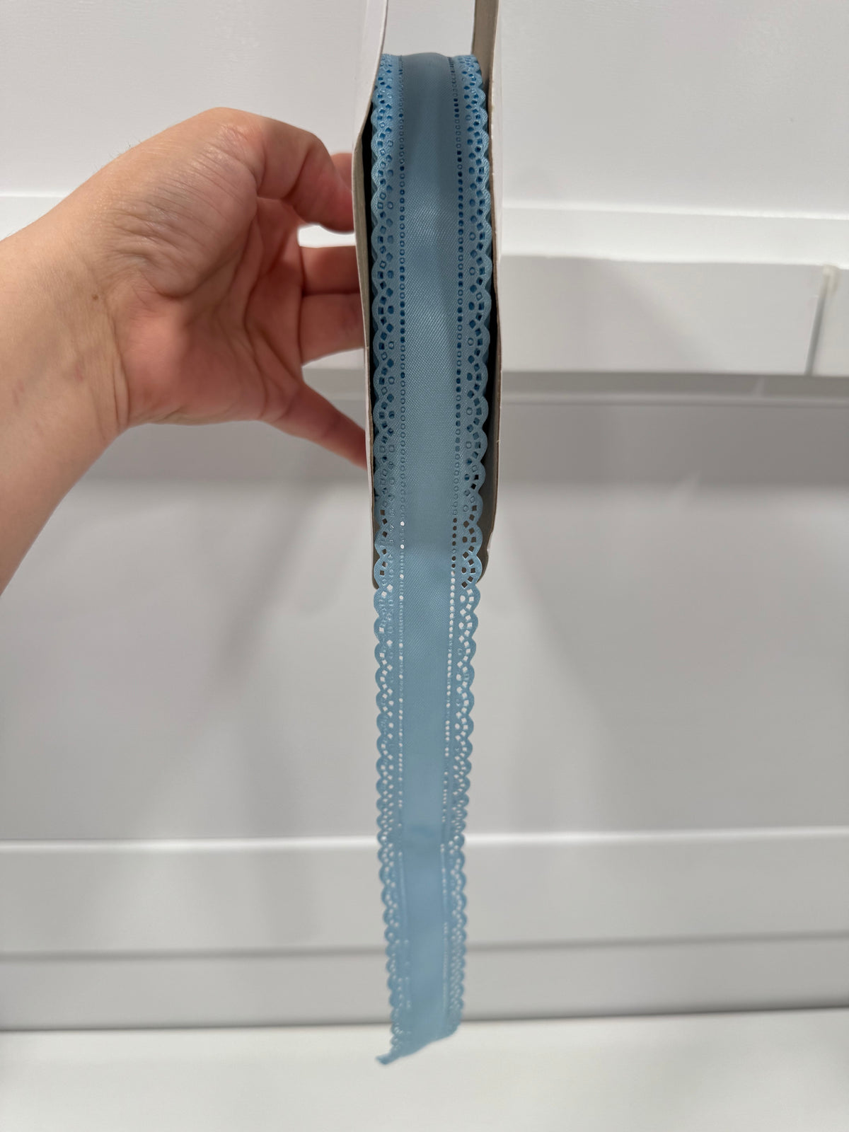Scallop Edge 1.5 IN Satin Ribbon