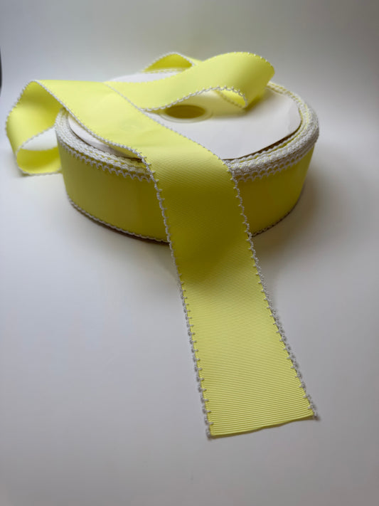 moonstitch yellow Maze (white edge)ribbon