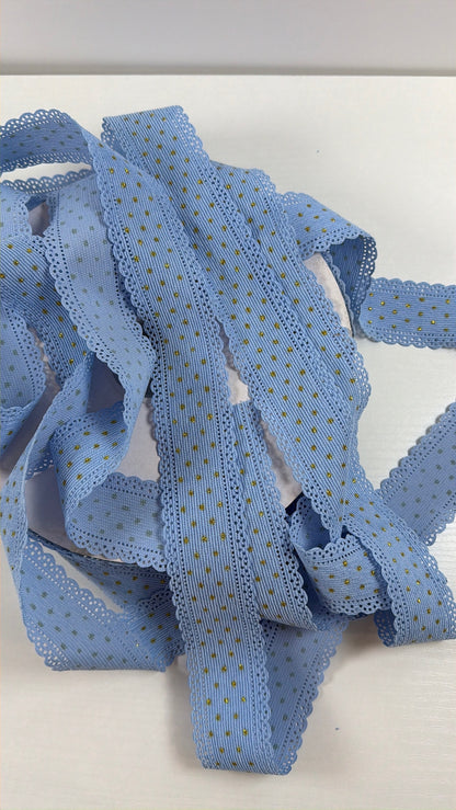 Scalloped edge french Blue (332)