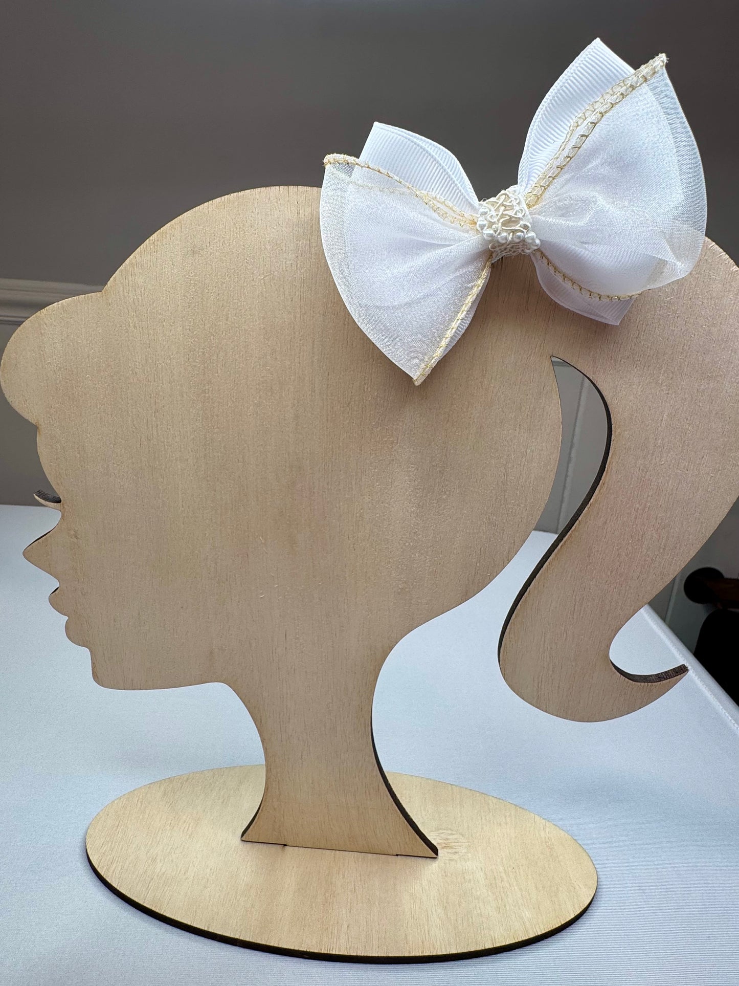 Pearl Elegance Hair Bow