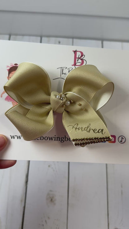 Mini boutique Personalized Hair Bow