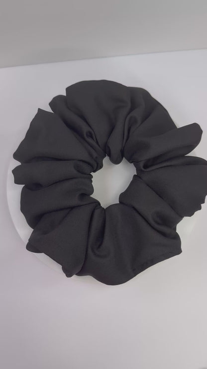 Nicky Scrunchie